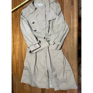 Vintage London Fog Maincoats Women 12 Reg Tan Trench Coat Baltimore MD Label